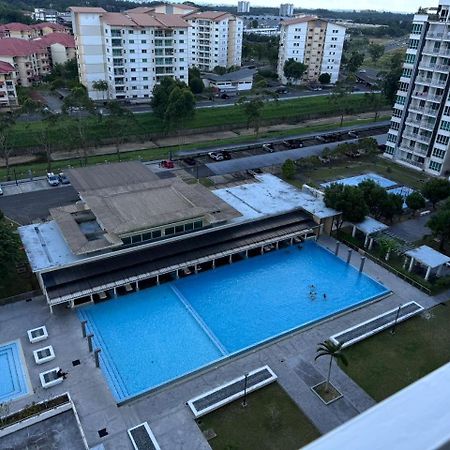 Sandakan Spacious And Comfortable Pool View Condo Eksteriør bilde