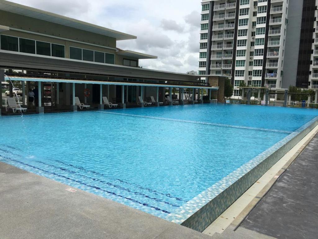 Sandakan Spacious And Comfortable Pool View Condo Eksteriør bilde
